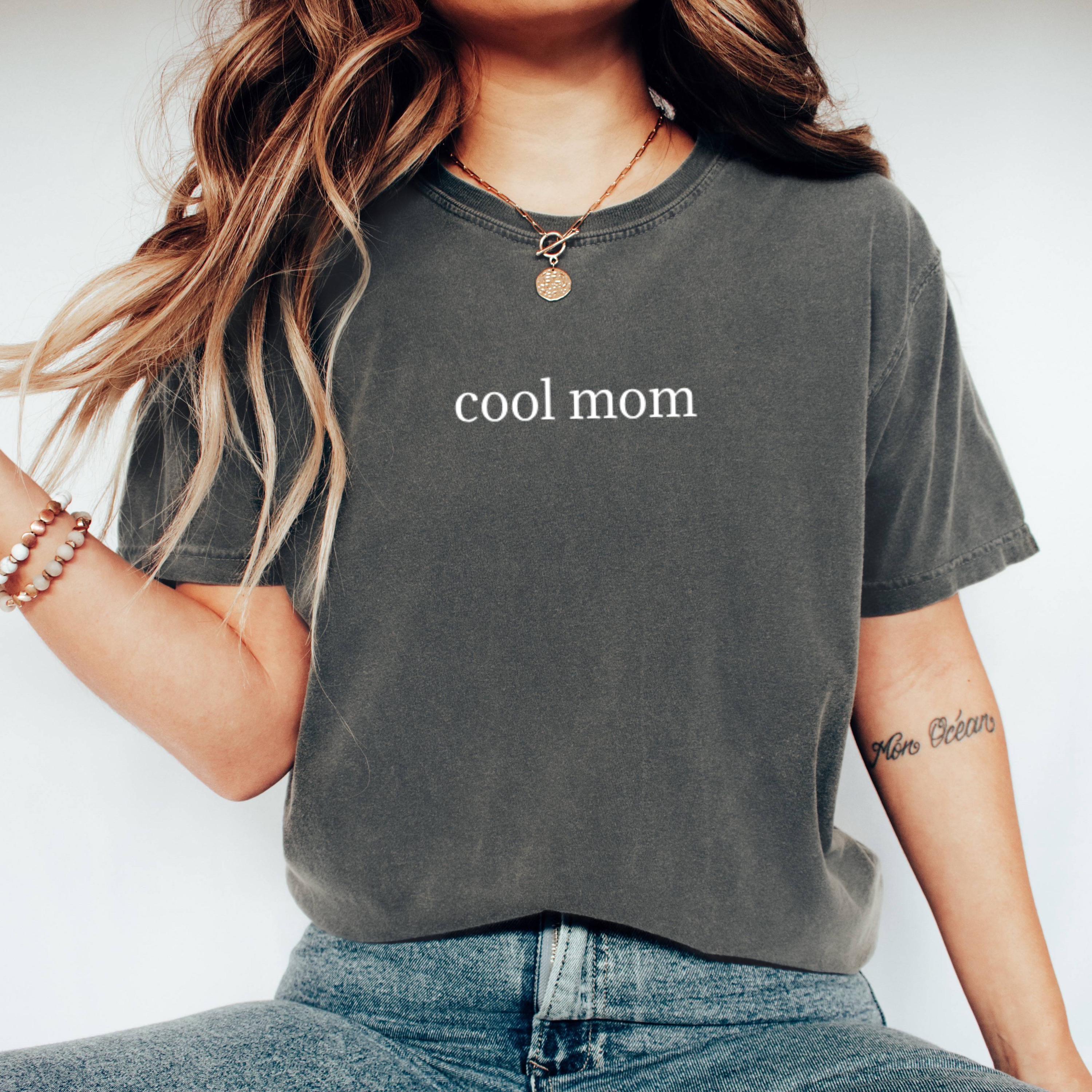 Mom Shirt, Minimalist Graphic Tee, Modern Mama Gift