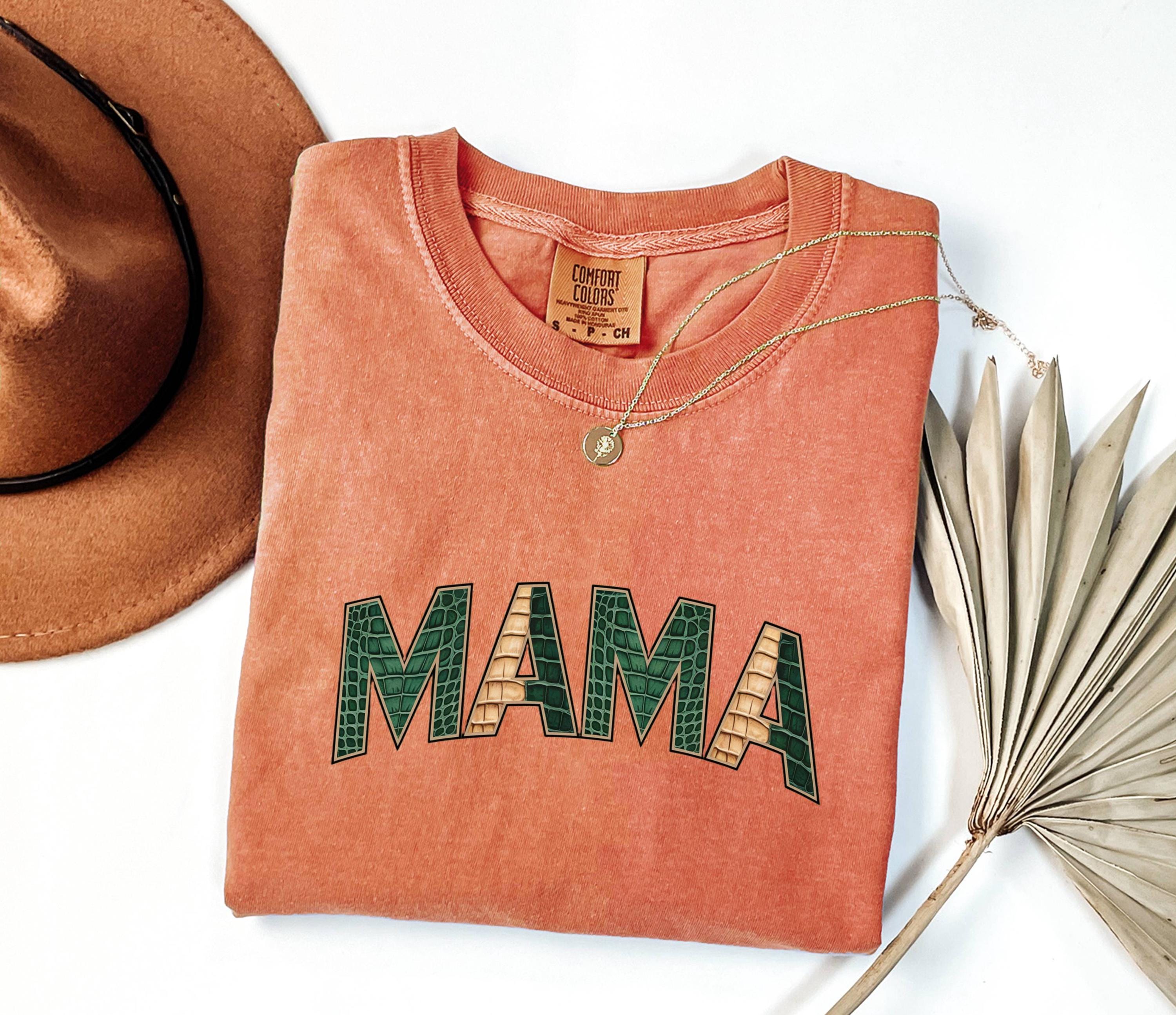 Minimalist Mama T-Shirt - Simple Modern Mom Shirt, Classy Casual Tee, Everyday Wear, Unisex T-shirt