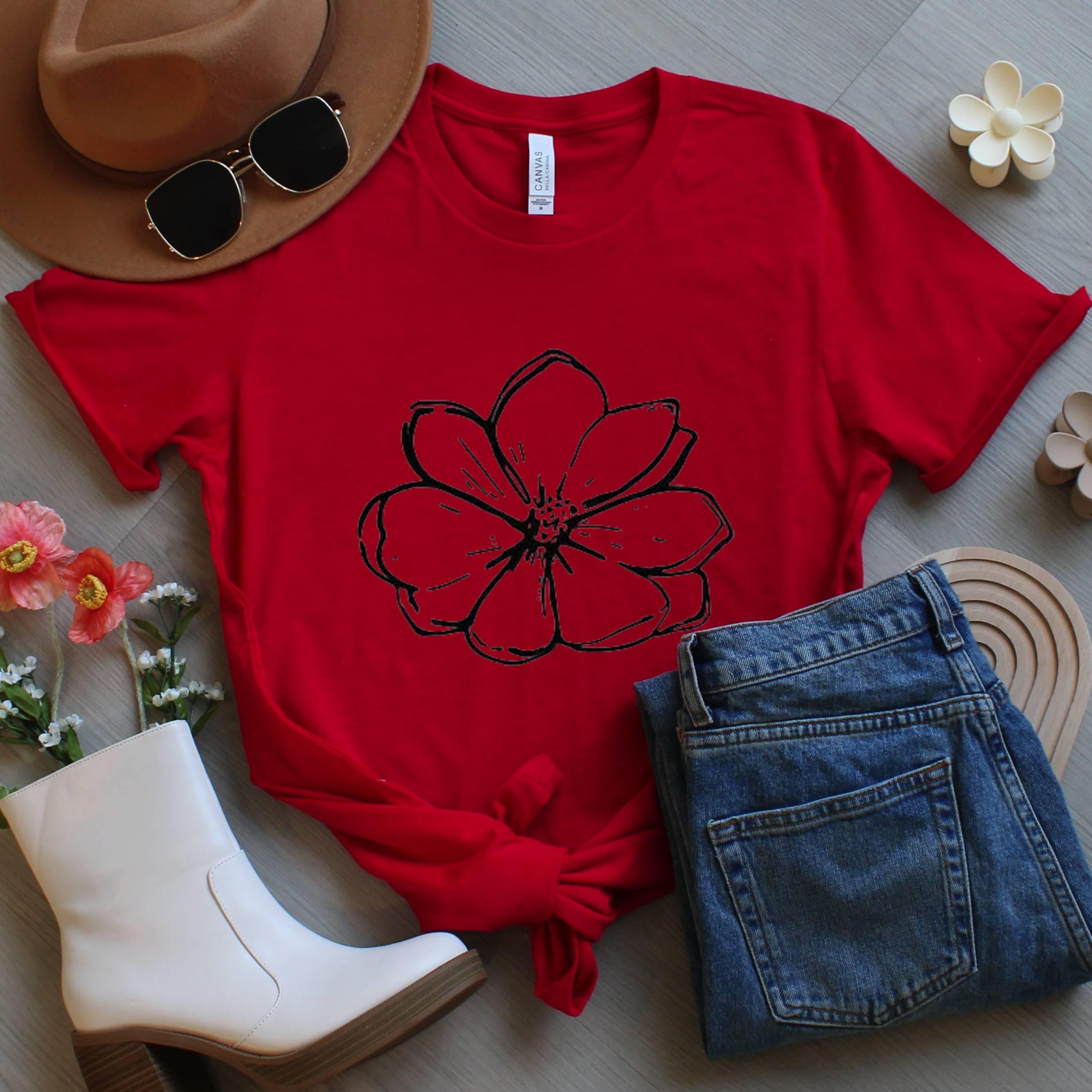 Minimalist Daisy Graphic Tee, Yellow Floral T-Shirt