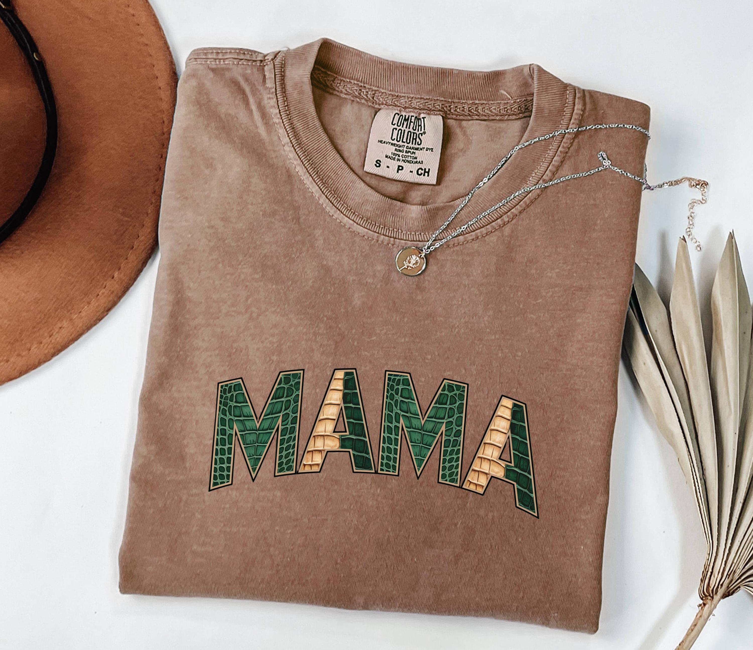 Minimalist Mama T-Shirt - Simple Modern Mom Shirt, Classy Casual Tee, Everyday Wear, Unisex T-shirt