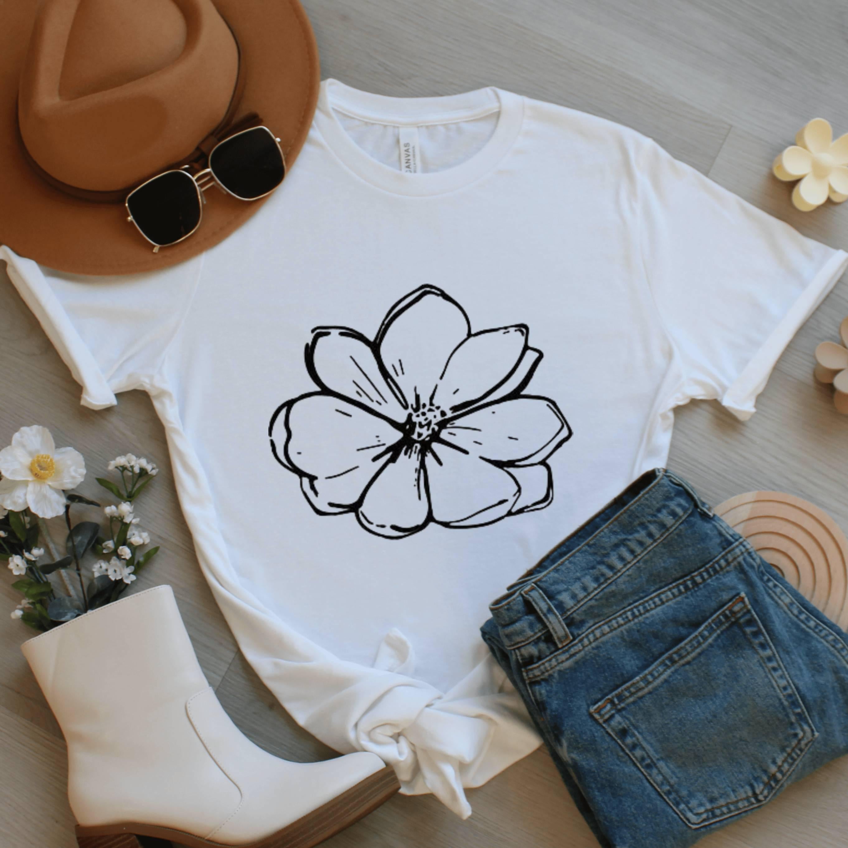 Minimalist Daisy Graphic Tee, Yellow Floral T-Shirt