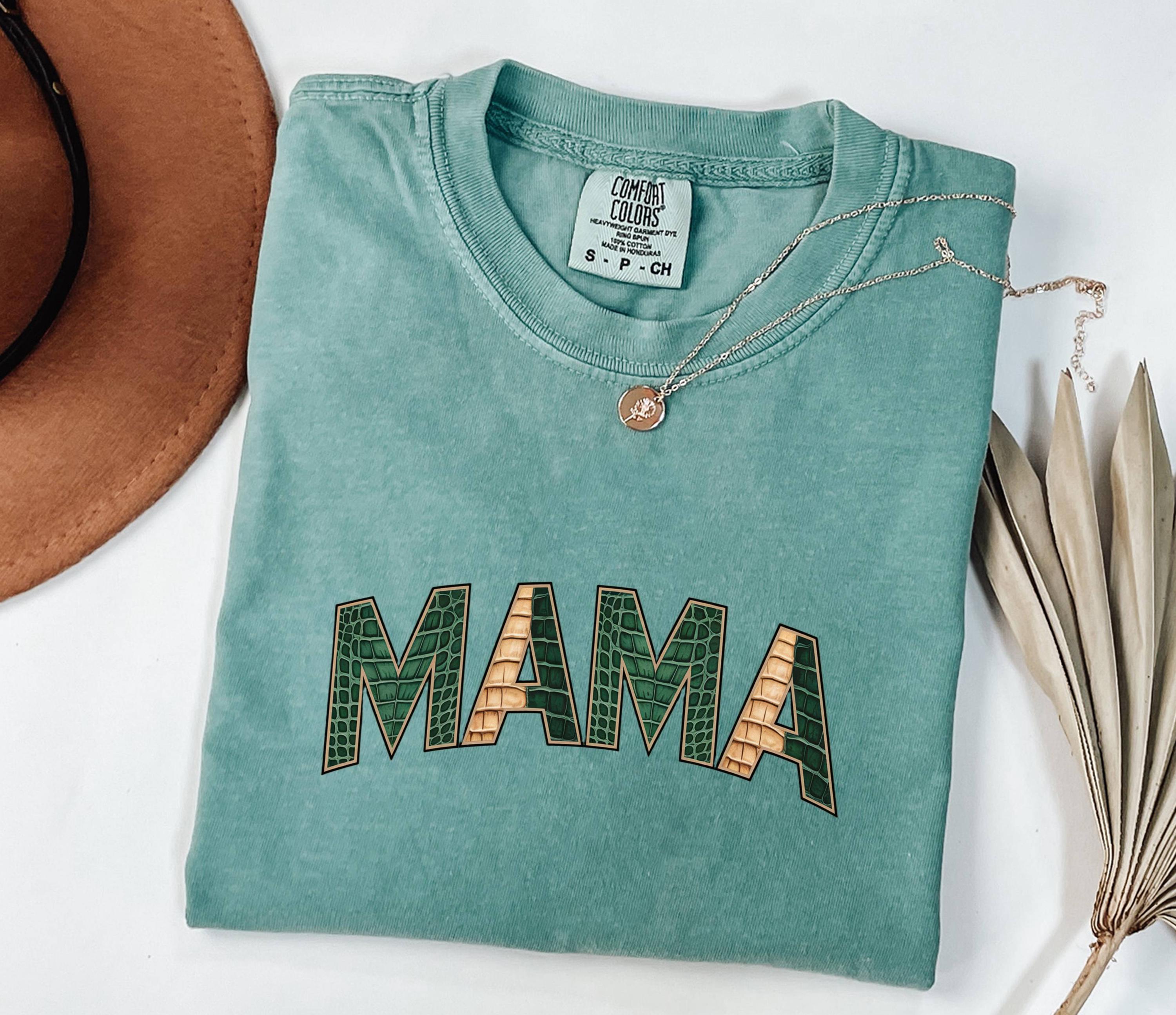 Minimalist Mama T-Shirt - Simple Modern Mom Shirt, Classy Casual Tee, Everyday Wear, Unisex T-shirt