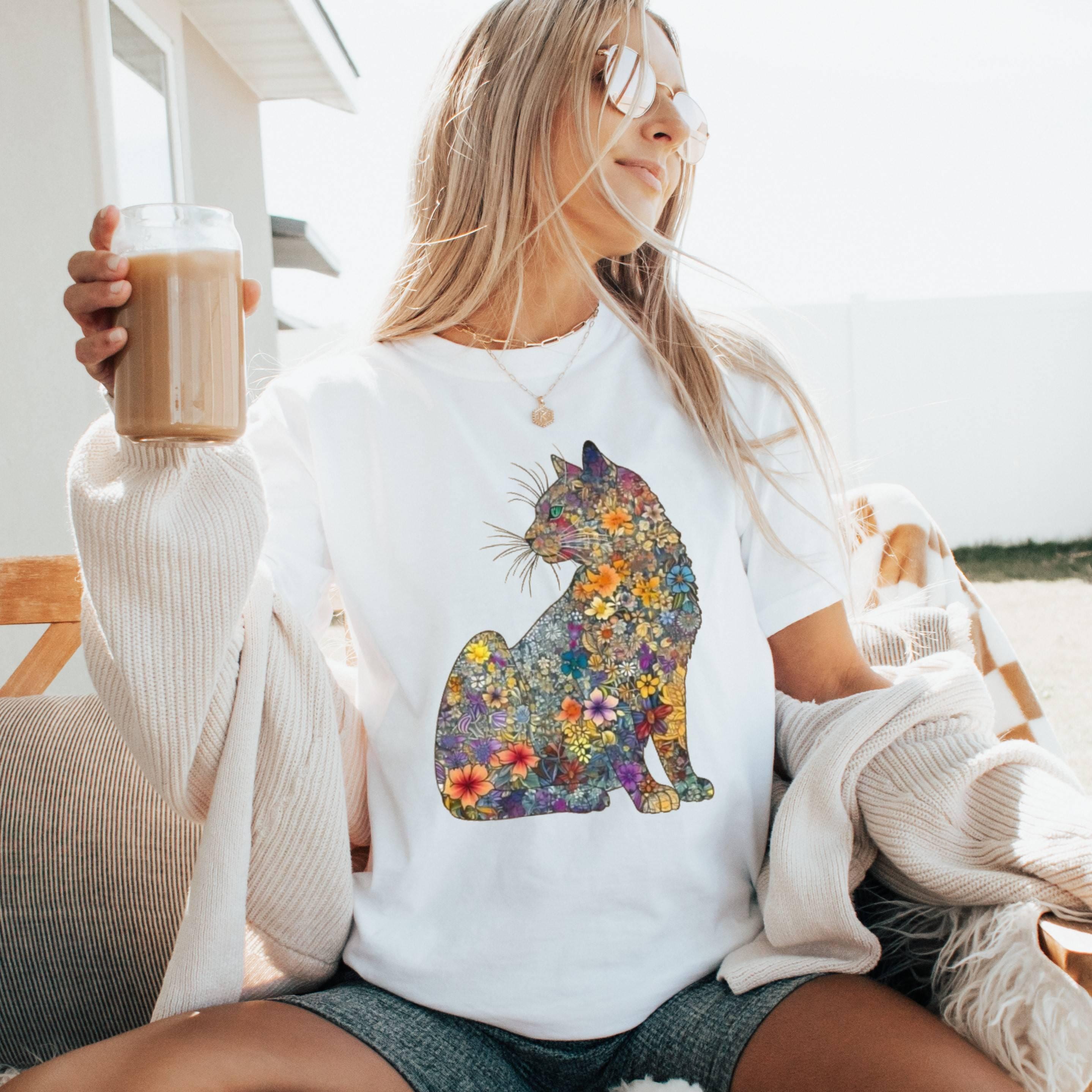 Floral Cat Shirt, Boho Style Flower Pattern Cat Tee